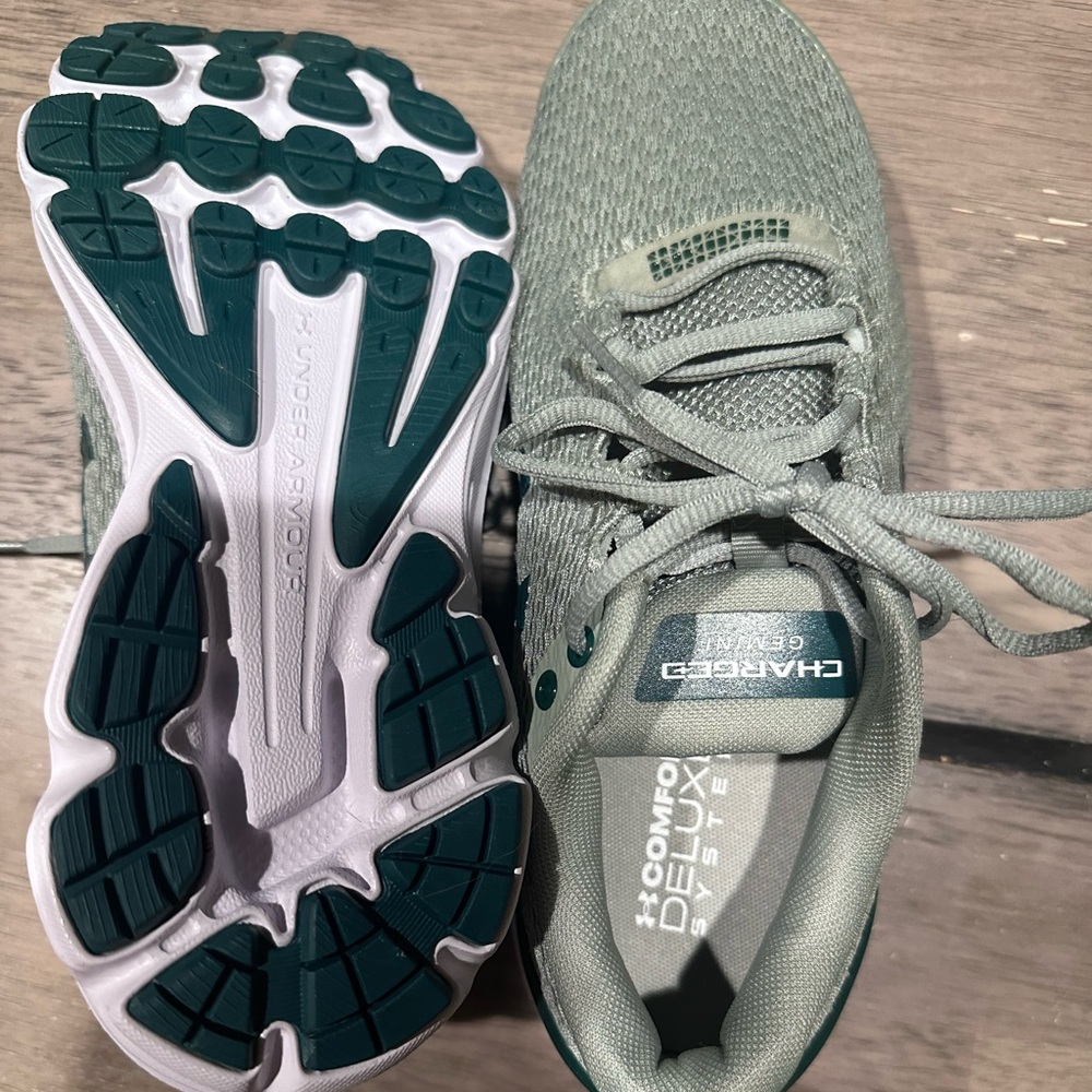 Cross Training Shoes